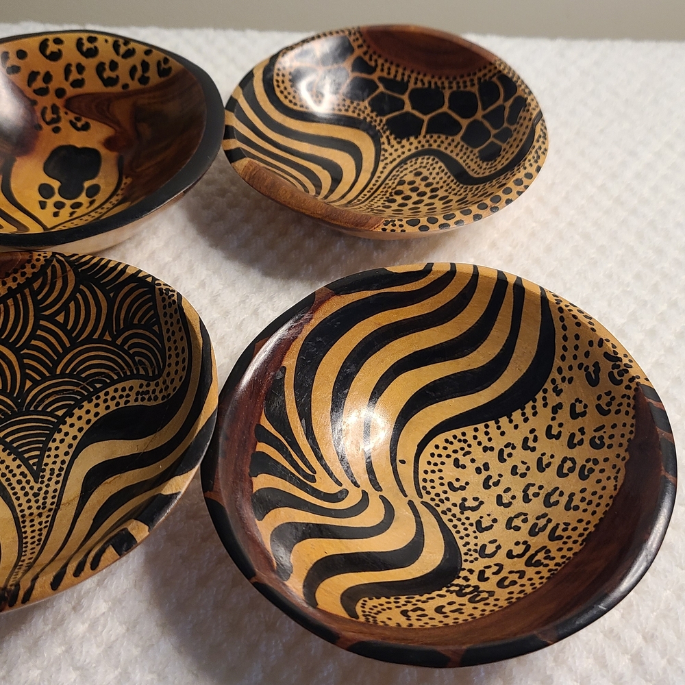 Hand-Painted Wood Decorative Bowls - Black & Natural Brown - Picture 3 of 10